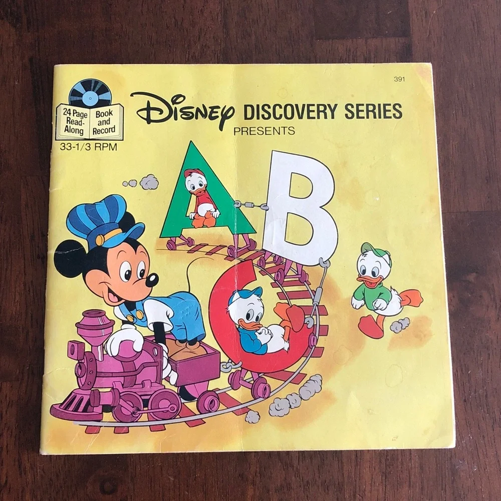 🎂 Disney Vintage (3) Discovery Series Books